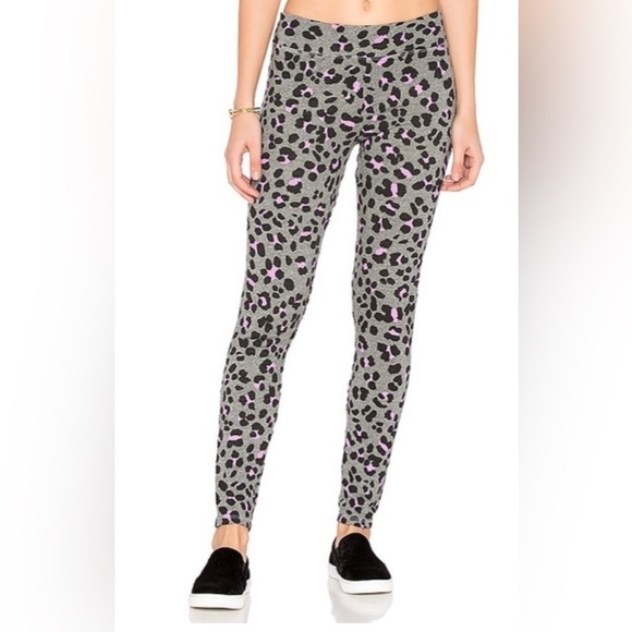Sundry leopard print yoga pants / leggings - Picture 1 of 6